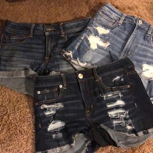 Lot of 2 American eagle size 6 shorts